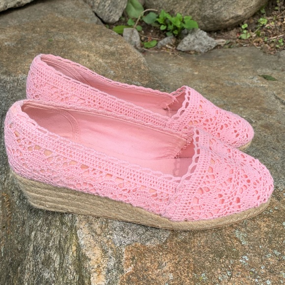 AJ Valenci Pink Lace Espadrilles Wedges-Size 8W - Picture 10 of 13